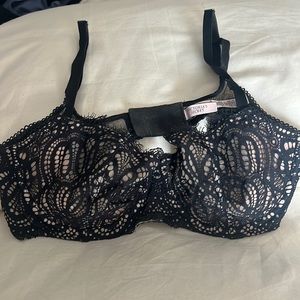 Victorias Secret Dream Angels Push Up W/O Padding Black Lace Bra